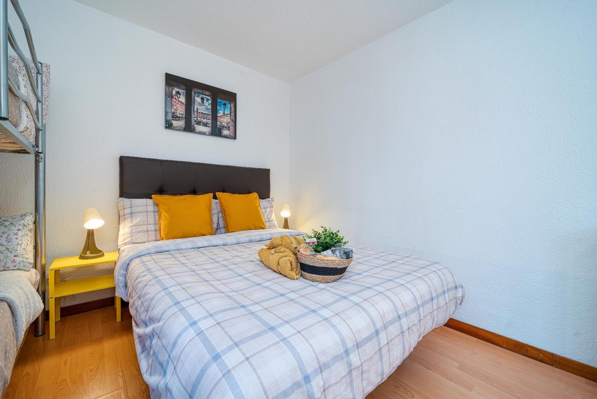 P Casacafe Madrid Calle Carlos Dubois 3 Luaran gambar