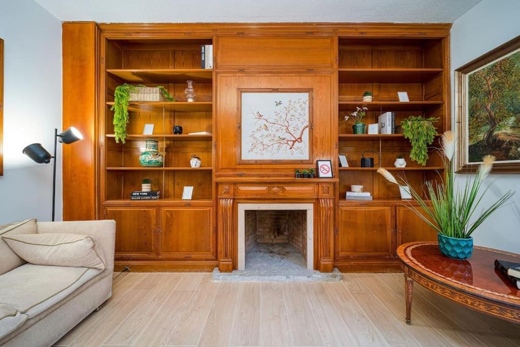 P Casacafe Madrid Calle Carlos Dubois 3 Luaran gambar